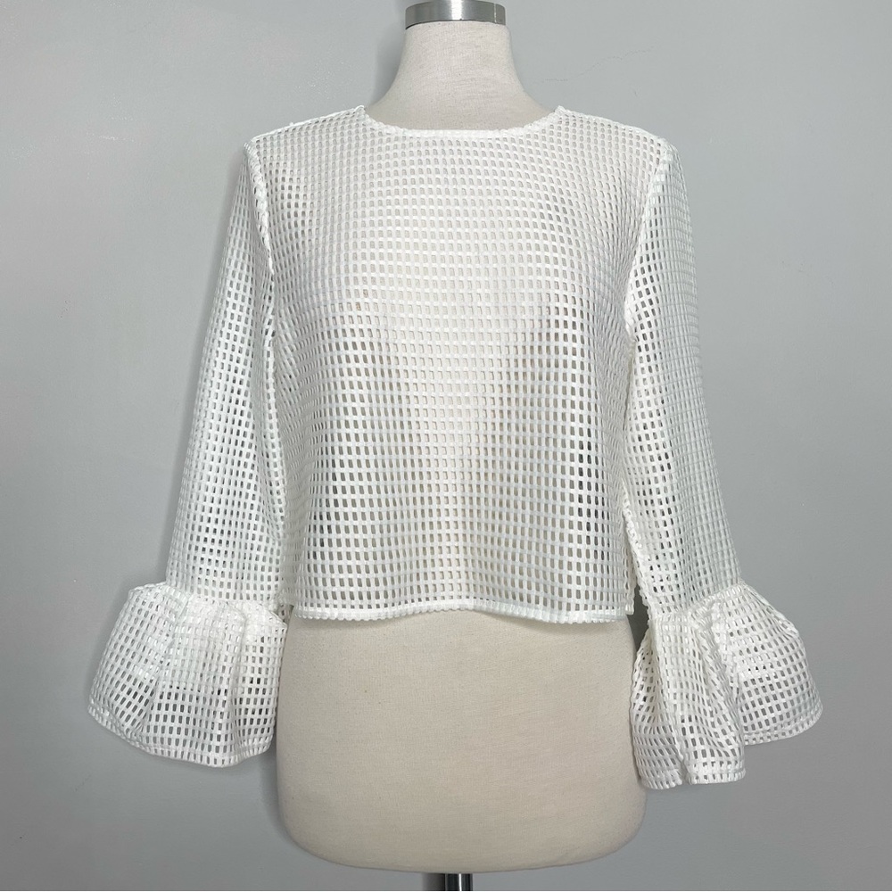 BEULAH Square Mesh Bell Sleeve Top